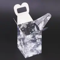 Коробка подарочная новогодняя складная ПВХ &laquo;Метель&raquo; 12&times;7&times;7 см