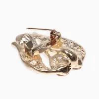 Зажим для кардигана "Ажур", бутон, цвет бело-золотой в золоте