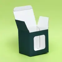Коробка под кружку, с окном, изумрудная 12 х 9,5 х 12 см