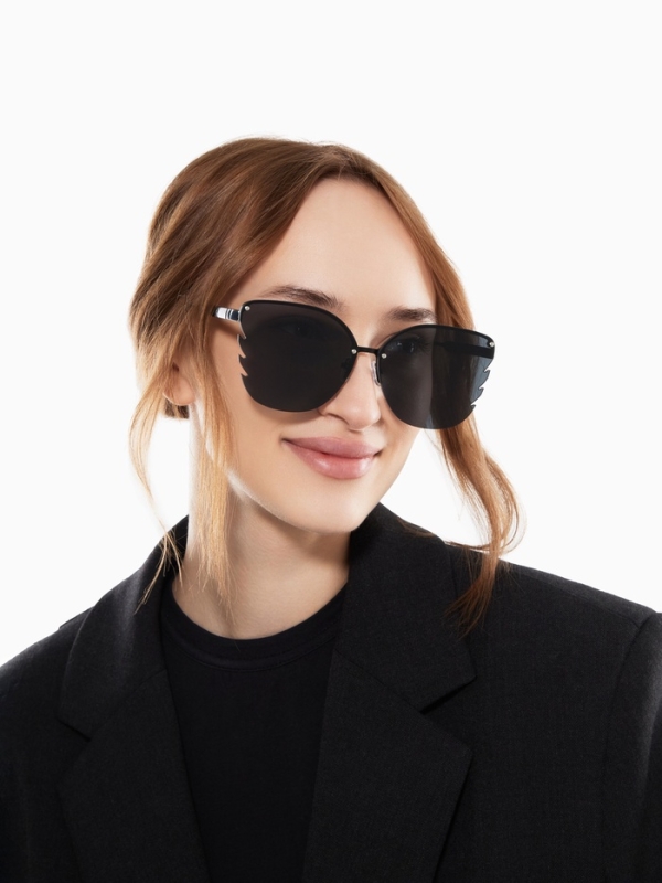 Очки солнцезащитные uv 400, дужка 14.5 см, ширина 13.7 см, линза 5.5&times;6.1 см