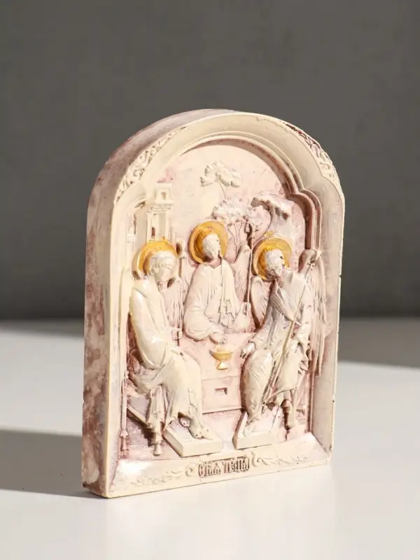 Икона с подвесом "Святая троица", размер 12х9х2 см, гипс, роспись