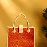 Сумка плетёная на застёжке из пандана 35х12х40 см, бежево-оранжевый