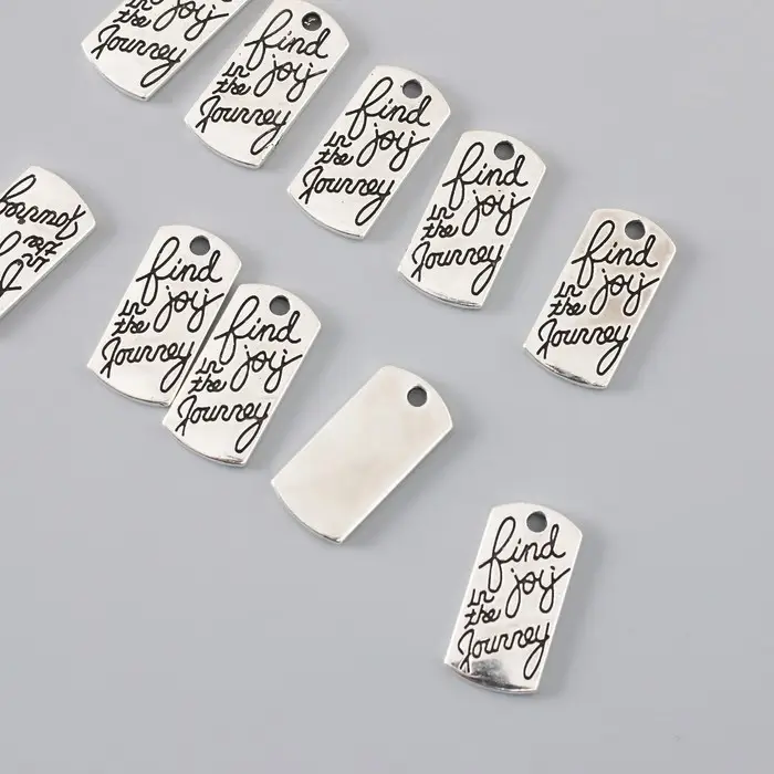 Металлический элемент, декоративная подвеска &laquo;Арт Узор. Жетон в путешествие&raquo;, серебро, 2&times;1 см