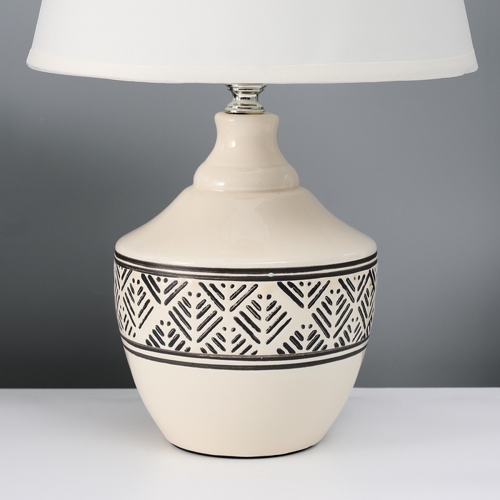 Настольная лампа с абажуром RISALUX &laquo;Аллоро&raquo;, Е14, 40 Вт, 22&times;22&times;35 см