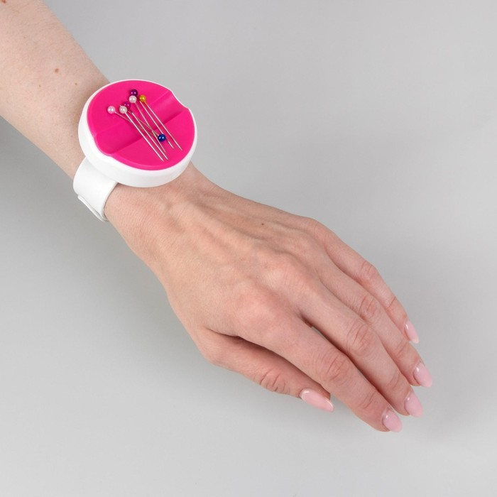 Игольница магнитная на руку, 25 &times; 5,7 см, цвет МИКС