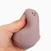 Игрушка для ванны &laquo;Пингвинчик-брызгалка&raquo;, цвет МИКС, Mum&Baby