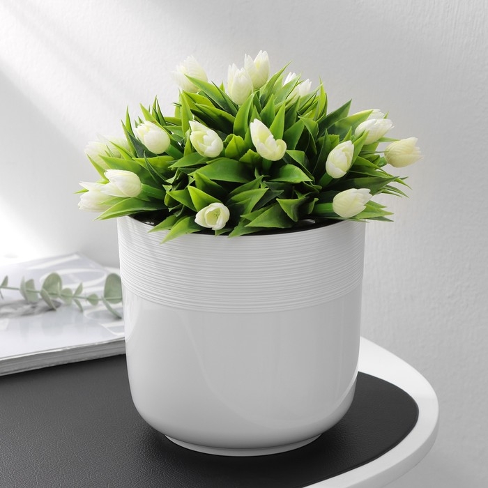 Кашпо для цветов со вставкой &laquo;Линель&raquo;, 2,7 л, d=16 см, h=16 см, пластик, цвет белый