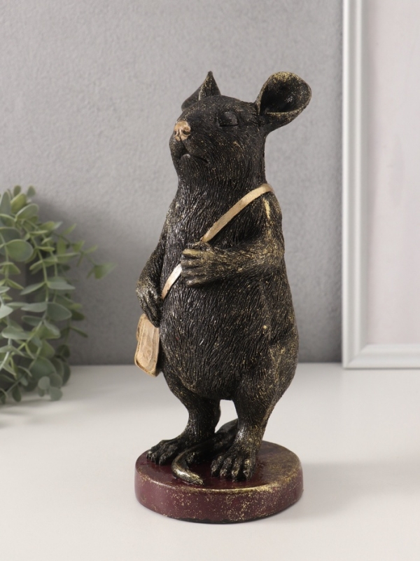 Сувенир полистоун "Мышонок-почтальон с сумкой через плечо" 10,5х12,5х27,5 см