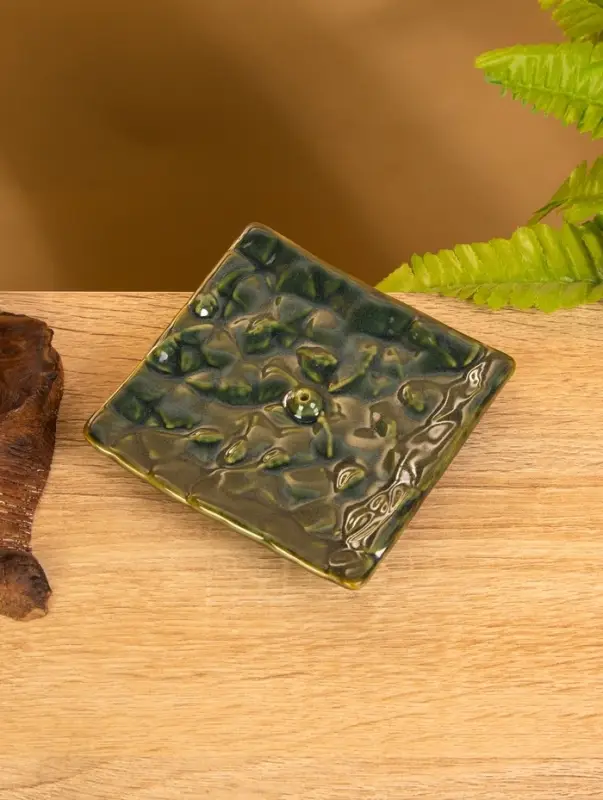 Подставка под благовония "Листва" керамика, цв. зелёный, 10х10х2 см