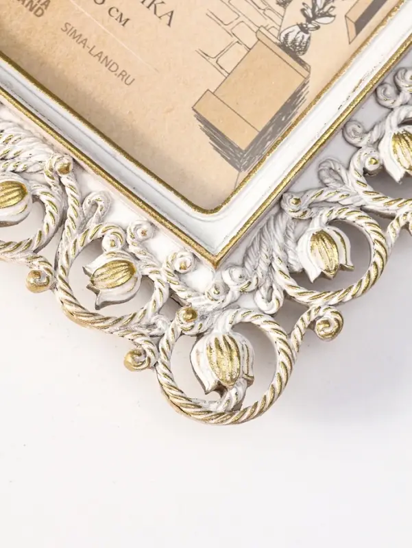 Фоторамка полистоун 10х15 см "Тюльпаны и жгуты" белая с золотом 15,5х1,5х20,5 см