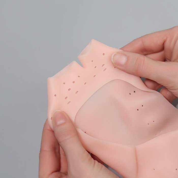 Носочки для педикюра, силиконовые, с перфорацией, с разделителем, 17 &times; 7 см, цвет бежевый