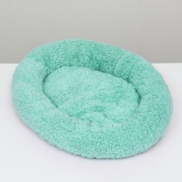 Лежанка для собак и кошек &laquo;Уют&raquo;, мягкий мех, 45 х 35 х 11 см, мятная