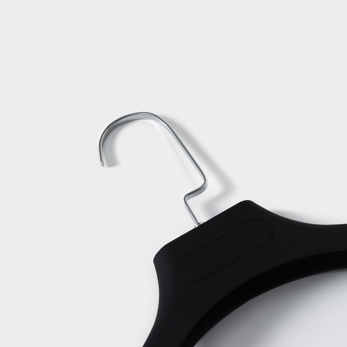 Плечики - вешалка для одежды, 39&times;4,4&times;22,5 см см, размер 40-42, покрытие soft-touch, цвет чёрный