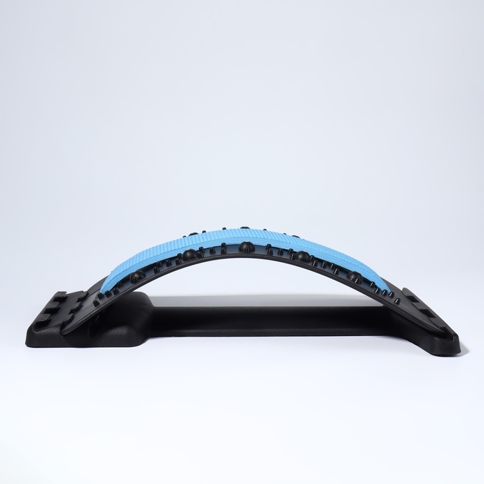 Массажёр для спины, трёхуровневый, с магнитом, 36 &times; 23 см, цвет МИКС