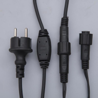 Гирлянда &laquo;Бахрома&raquo; 3 &times; 0.6 м, IP44, УМС, тёмная нить, 160 LED, свечение красное, 220 В