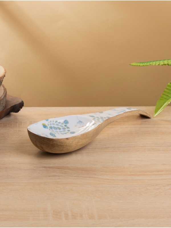 Подставка под ложку "Черепаха и цветы" дерево манго 25,5х9х3,8 см