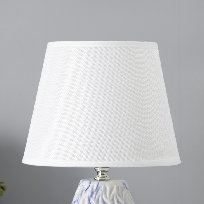 Настольная лампа с абажуром RISALUX &laquo;Андрес&raquo;, Е14, 40 Вт, бело-синий, 20&times;20&times;31.5 см