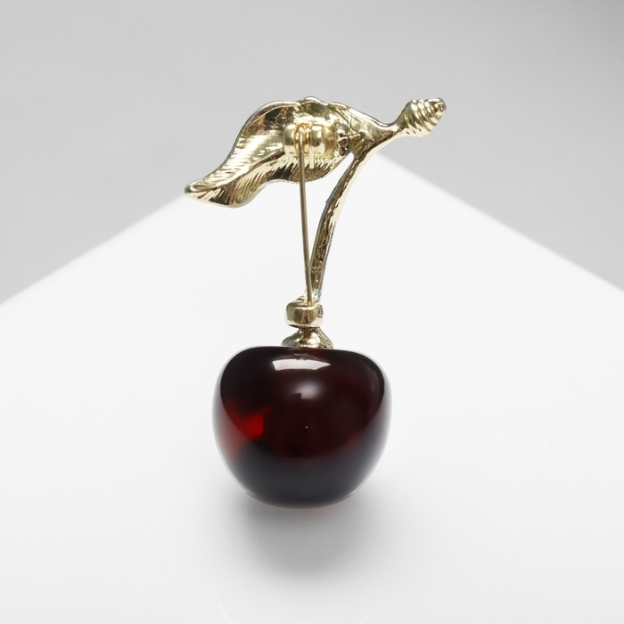 Брошь &laquo;Вишенка&raquo; с листочком, цвет бордово-зелёный в золоте