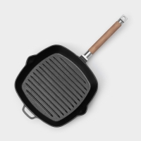 Сковорода-гриль чугунная Wild Kitchen, 26&times;26 см, лопатка и губка в комплекте