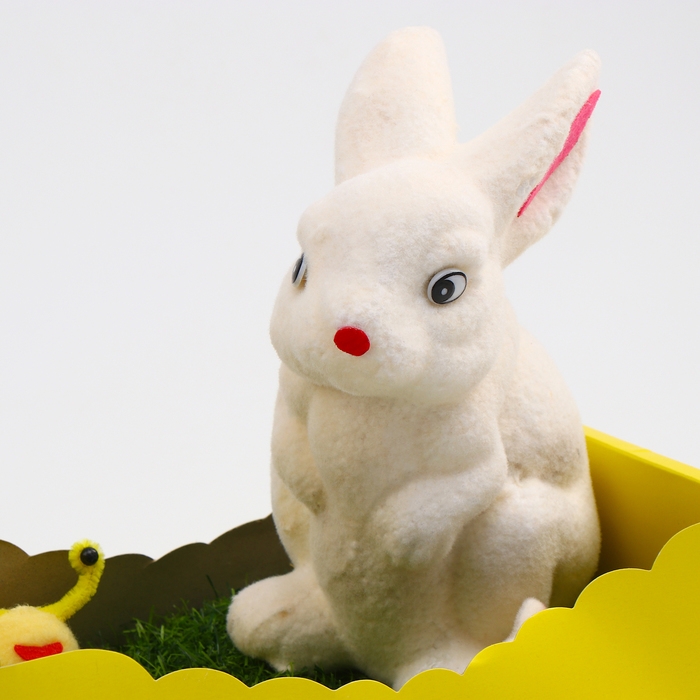 Пасхальный декор &laquo;Зайчик на травке&raquo; 24 &times; 19 &times; 23 см