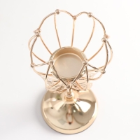 Подсвечник металл на 1 свечу "Бабочка и геометрическая лилия" d-5,5 см золото 11х11х27 см