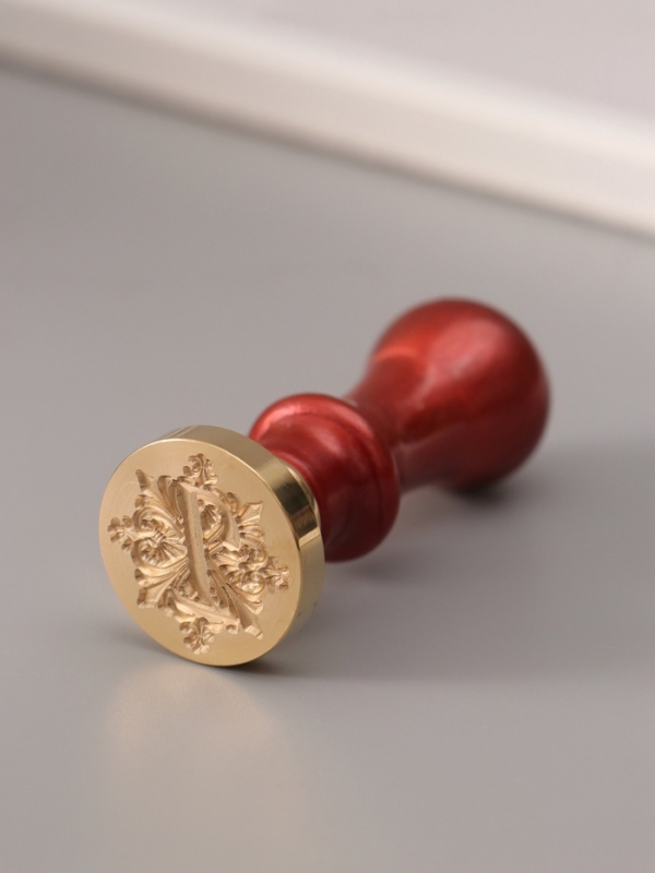 Печать для сургуча с пластиковой ручкой "Буква I на вензеле" 2,5х2,5х6,3 см