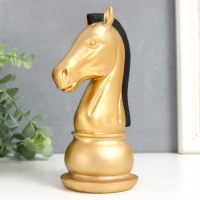 Сувенир полистоун "Шахматная фигура. Конь" золотой с чёрной гривой 19,5х10х8 см