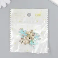 Декор для творчества металл, эмаль, стразы "Мишка с цветочком" голубой, золото 0,5х1,7х2 см   989119