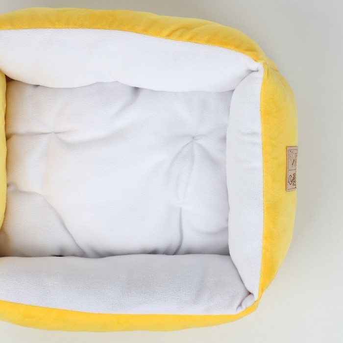 Лежанка &laquo;Корона&raquo;, 45х38х22 см