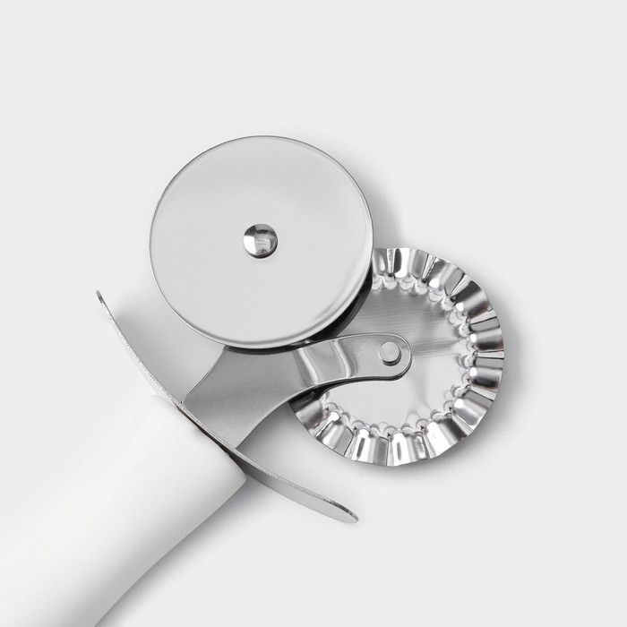 Нож для пиццы и теста Доляна Style, 18,5 см, ручка sоft - tоuch, цвет МИКС Нож для пиццы и теста Доляна Style, 18,5 см, ручка sоft - tоuch, цвет МИКС