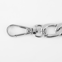 Цепочка для сумки, с карабинами, алюминиевая, 13,5 &times; 20,5 мм, 60 см, цвет серебряный