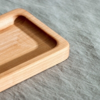 Доска разделочная для подачи и сервировки с менажницей Adelica, 28&times;10&times;1,8 см, берёза