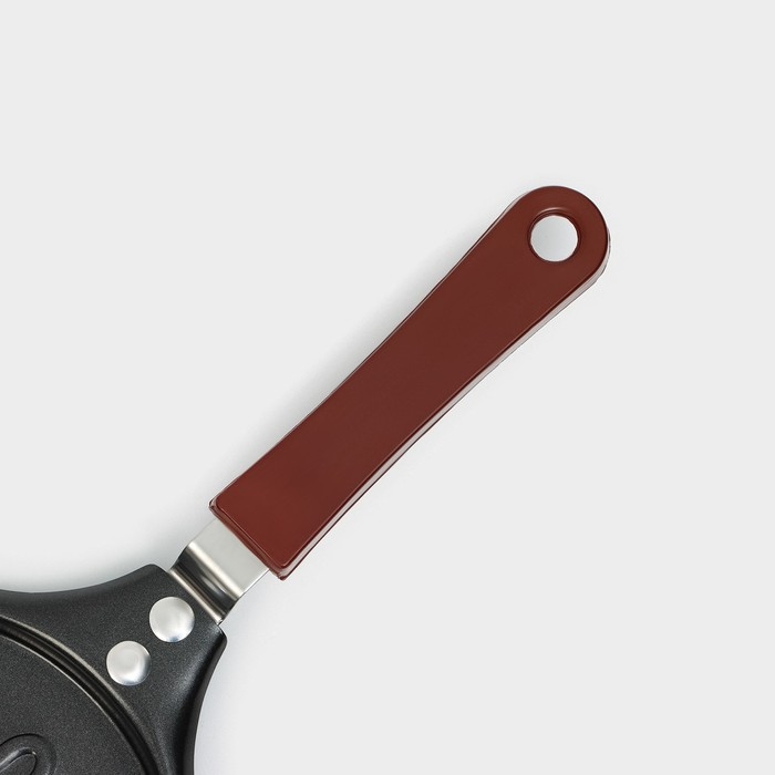 Сковорода Доляна &laquo;Котик&raquo;, d=14 см, пластиковая ручка, антипригарное покрытие, углеродистая сталь, чёрная