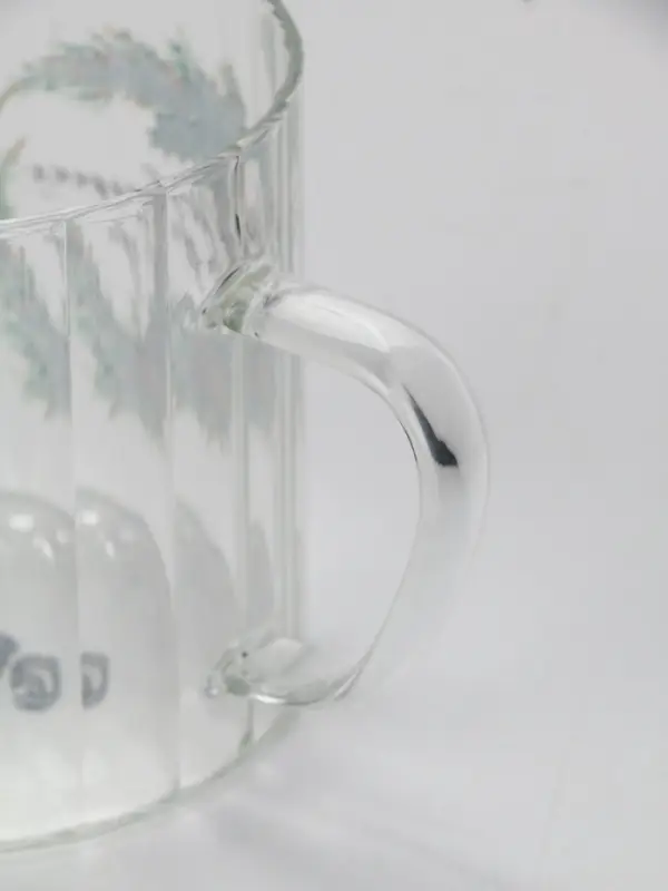 Кружка стеклянная &laquo;Новогодних чудес&raquo;, 650 мл