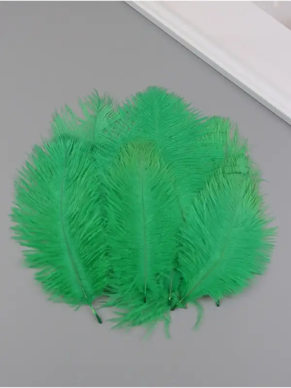 Перо декоративное страуса "Хвоя" h=15-20 см