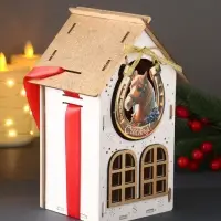 Шкатулка "Новогодний домик" с магнитом, 13,5х11,5х21 см, белый