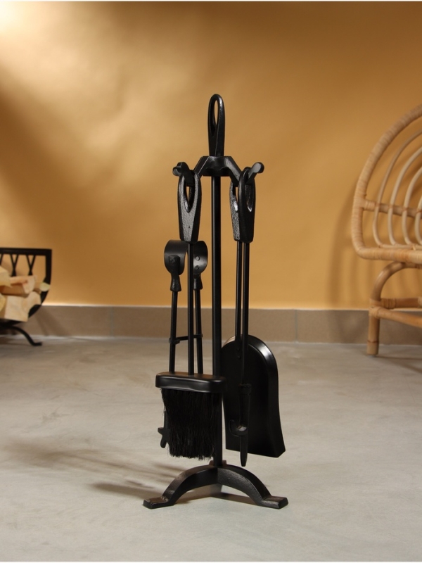 Каминный набор "Огонь" сталь, 4 предмета, 17х17х55 см