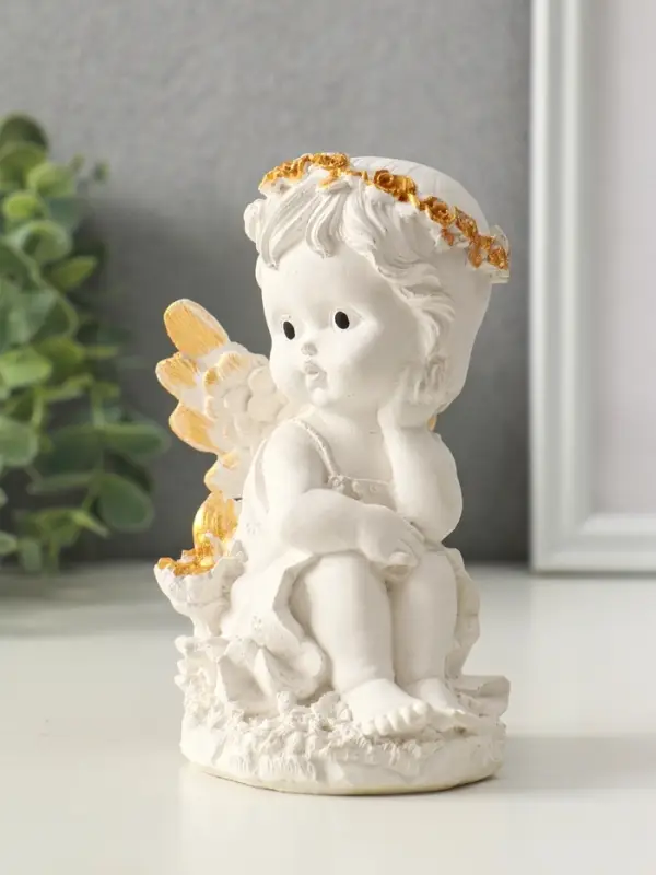 Фигура "Ангел в цветах", размер 13х8 см, цвет белый с росписью