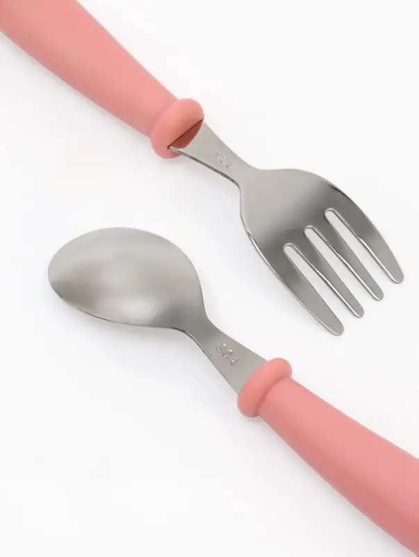 Набор детских столовых приборов в футляре: вилка, ложка Крошка Я розовый