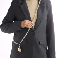 Портупея жемчужная с кулоном &laquo;Ракушка&raquo;, 129 см, белая в золоте