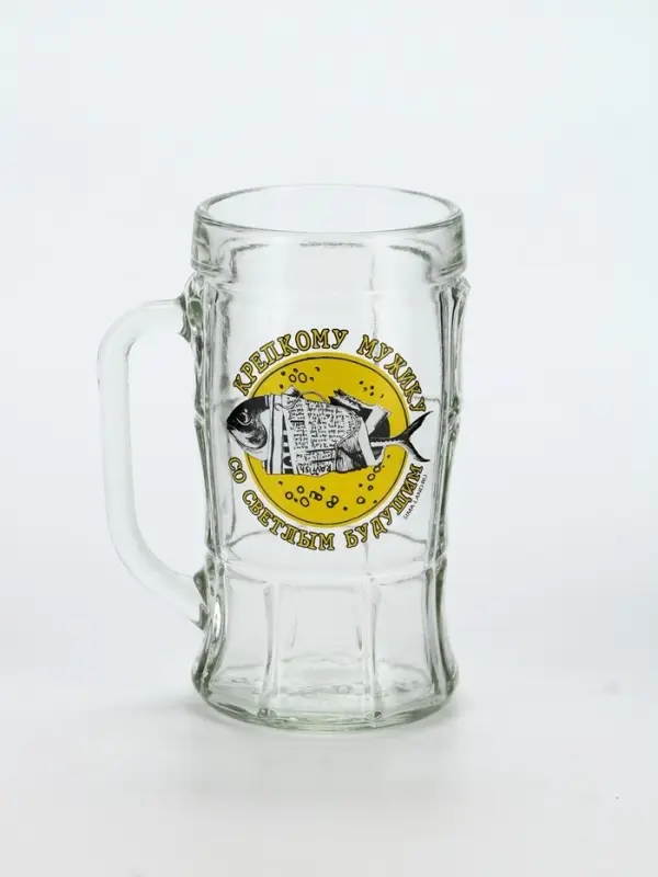 Кружка пивная стеклянная &laquo;Крепкому мужику, со светлым будущим&raquo;, 500 мл