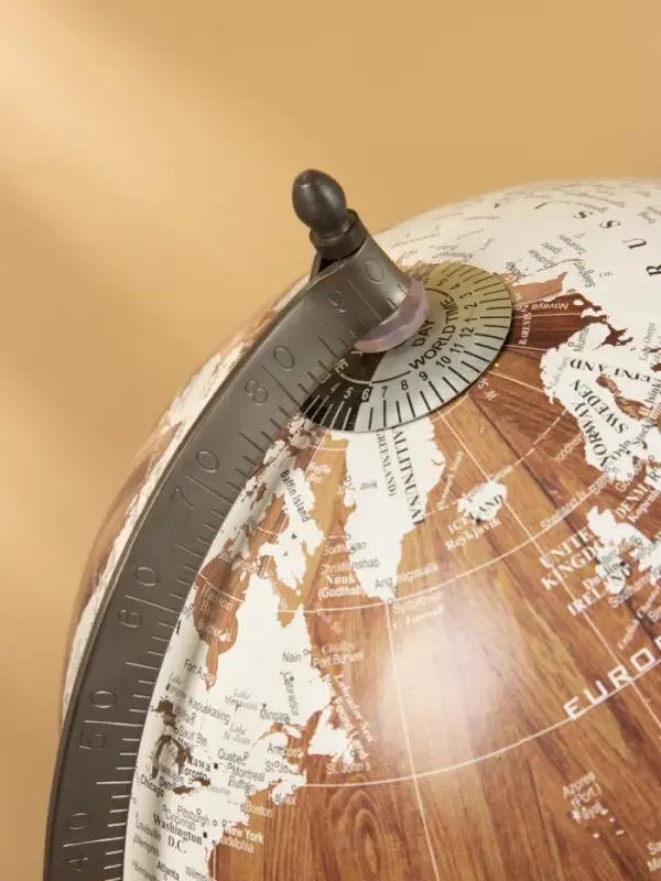 Глобус сувенирный 23х20х35 см, подставка дерево