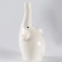 Ваза настольная керамика "Слоник" 15,5х7 см, белый