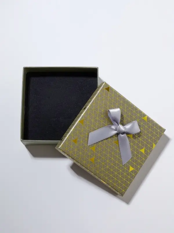 Коробочка подарочная под набор &laquo;Треугольники&raquo; блестящие, 9&times;9 (размер полезной части 8,5&times;8,5см), цвет МИКС