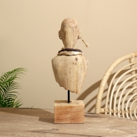 Сувенир на подставке "Бюст" манговое дерево 17х12,5х44 см