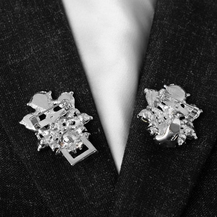 Зажим для кардигана &laquo;Барокко&raquo;, цвет серый в серебре