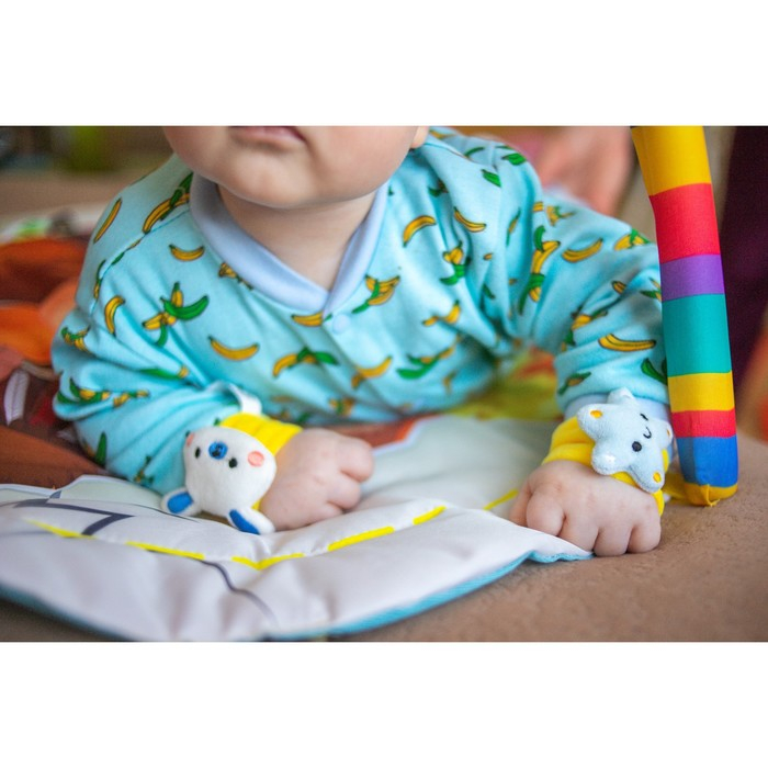 Подарочный набор браслетики + носочки погремушки &laquo;На полянке&raquo;, Крошка Я