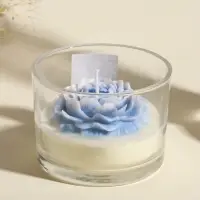 Свеча интерьерная в стакане "Нежно-голубой пион" 11х11х8 см