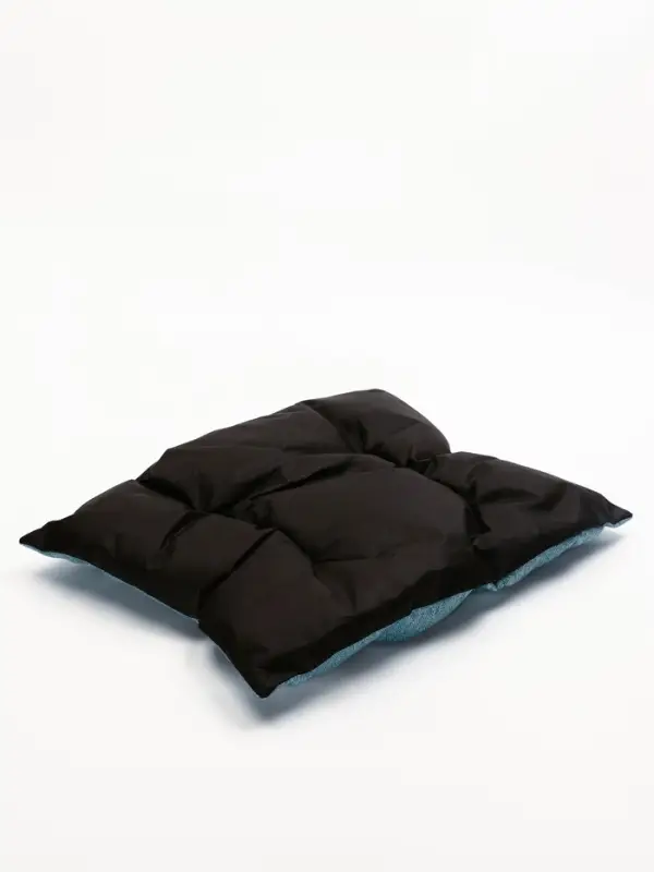 Лежанка для кошек и собак, мебельная ткань, 65 х 55 х 15 см