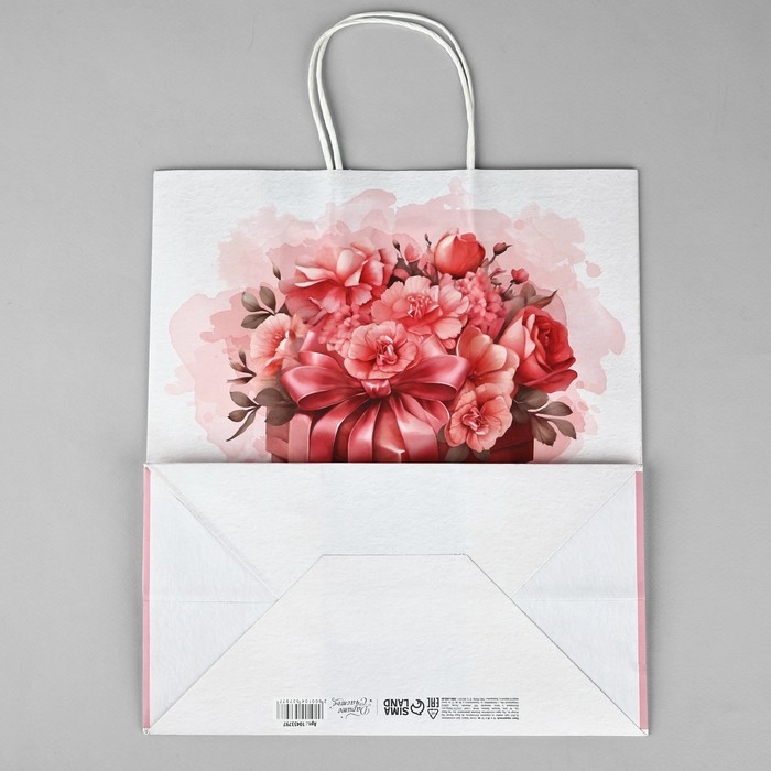 Пакет подарочный крафт &laquo;С 8 марта&raquo;, цветы, 32 х 28 х 15 см